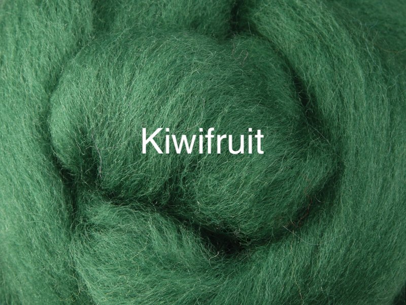 Corriedale sliver 50-100g kiwifruit colour wool roving